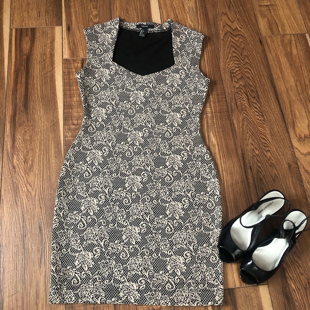 Black & Tan Floral Dress Size S